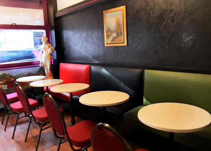 Hotel Aux Deux Etoiles